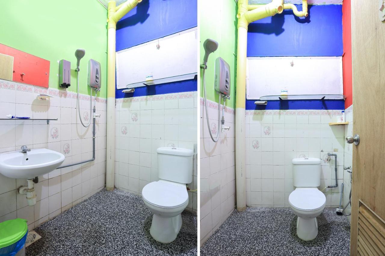 Oyo Home 90229, 3 Little Birds Homestay 4Bhk Malacca Kültér fotó